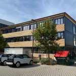 campus educațional modular cu săli de clasă
